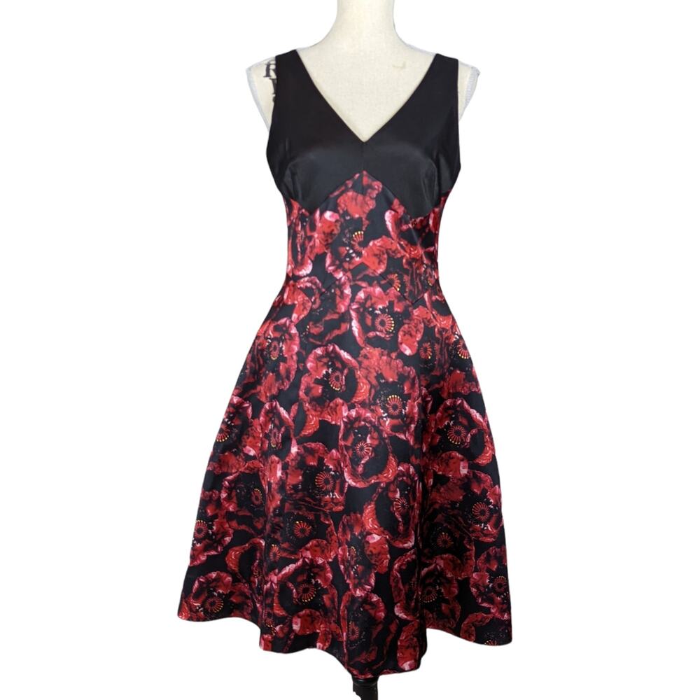 Jason Wu Sleeveless V-Neck Silk Rose Print Cocktail Dress Red & Black Size 8